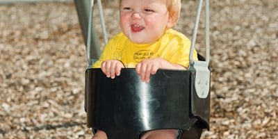 带链条的全桶婴儿座椅